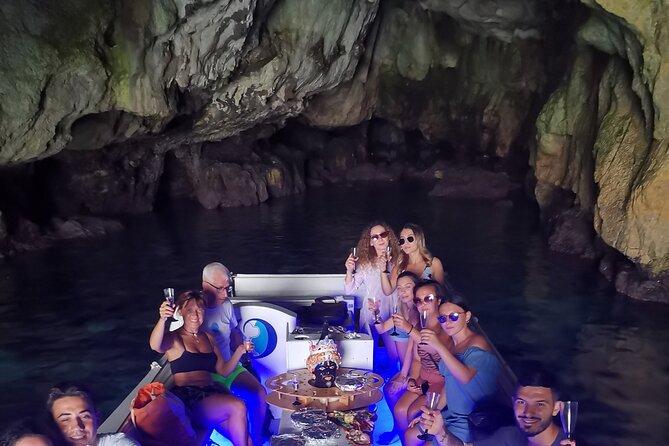 1-Hour Sea Caves and Boat Tour in Ortigia Syracuse - Passing beneath the castle