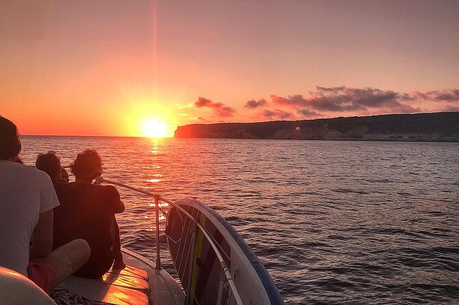 3-Hour Dolphin watching at sunset with aperitif - A light aperitif, not dinner