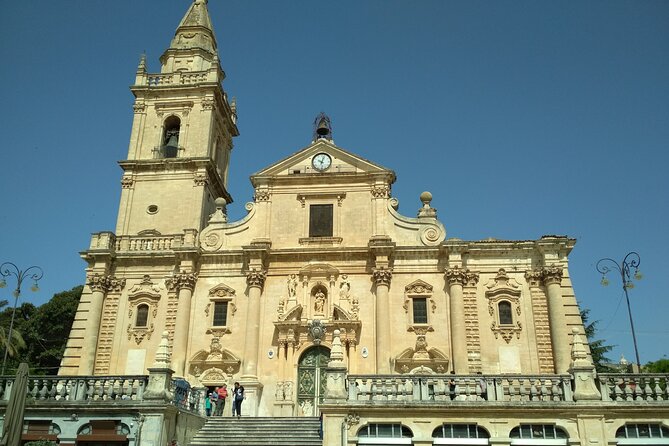3-hour walking tour Discovering Ragusa Baroque - Santa Maria delle Scale and the first view of Ibla