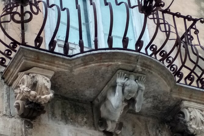 3-hour walking tour Discovering Ragusa Baroque - Baroque balconies turn a walk into a close-up lesson