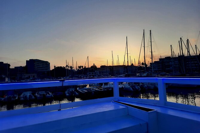 3 Hours Private Boat Tour of the Island of Ortigia with Aperitif - Maniace Castle from the harbor side