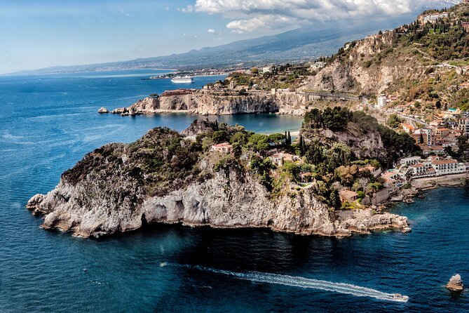 35 min Taormina and Etna private helicopter tour from Fiumefreddo - Etna’s craters, lava, and Valle del Bove
