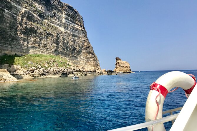 5 hour boat trip to Lampedusa with Sandwich, SUP and Snorkeling - What the weather changes