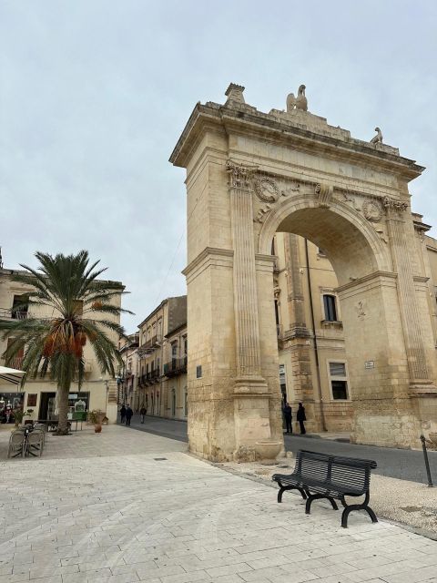 8-hour tour of the Baroque cities Noto-Modica-Ragusa-Ortigia - Is $440.40 good value for four people?