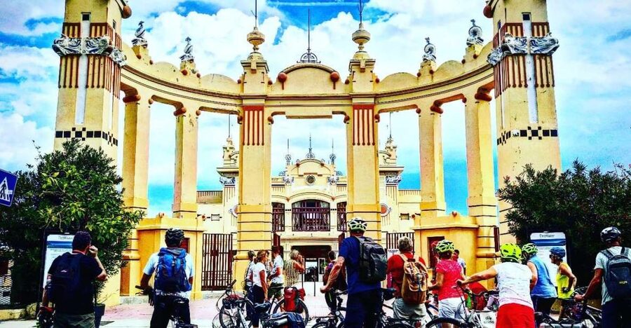 a PRIVATE ride of Favorita Park and Mondello - Key points at a glance