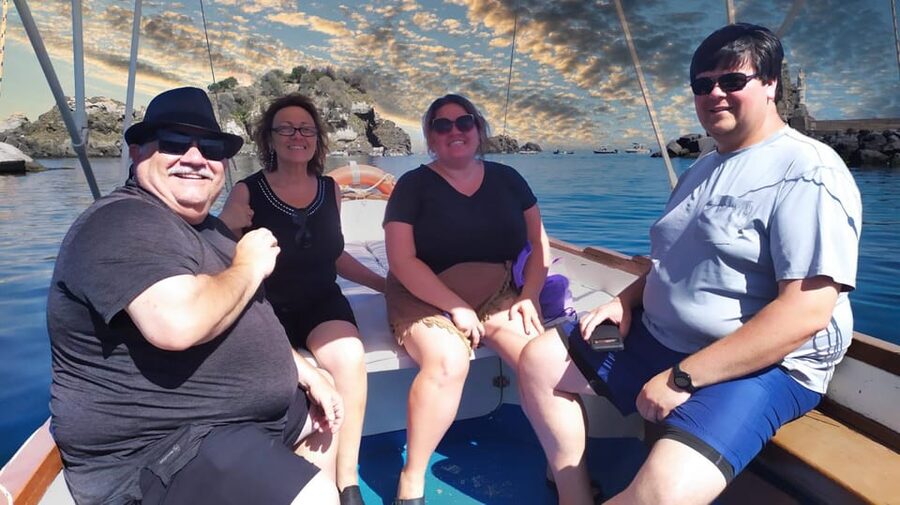 Aci Trezza boat tour sunset and dinner sicilian family home - From the coast to an Acireale family table