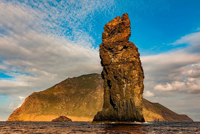 Aeolian Islands - Sailing week with skipper and assistant - Day five: Panarea and Stromboli’s fire