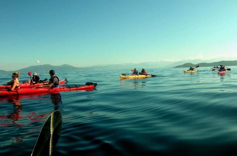 AGRIGENTO Kayak Tour alla Riserva Naturale di Torre Salsa - Along the cliffs of Torre Salsa WWF Reserve