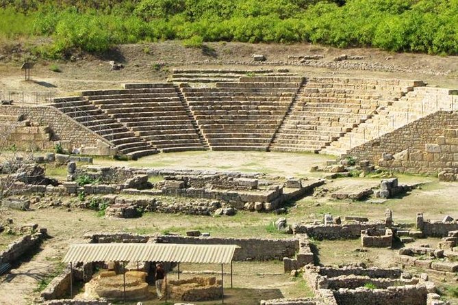 Agrigento- Piazza Armerina - Walking through the Valley of the Temples