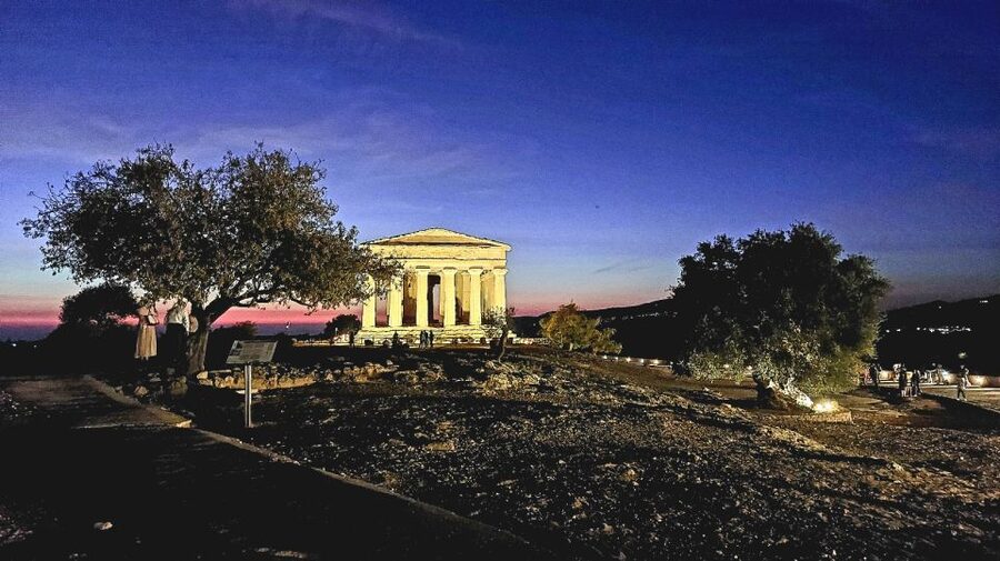 Agrigento: Skip-the-Line Valley of the Temples Night Tour - The Temple of Hera and the ancient city above the ridge