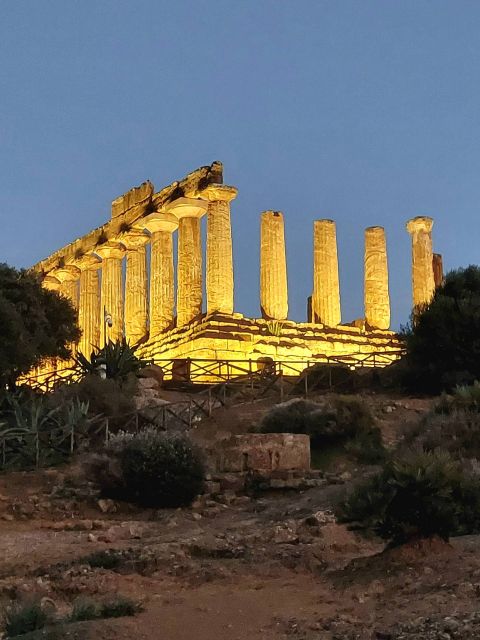 Agrigento: Skip-the-Line Valley of the Temples Night Tour - What the guide adds to two hours