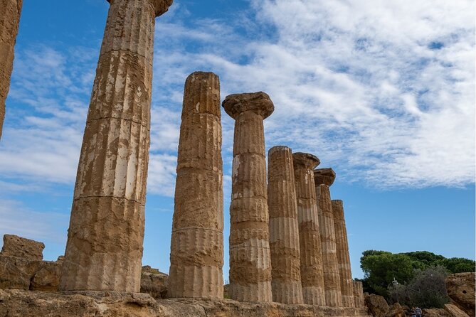 Agrigento to Siracusa with Valley of Temples and Roman Villa Trip - Why this transfer works well across Sicily