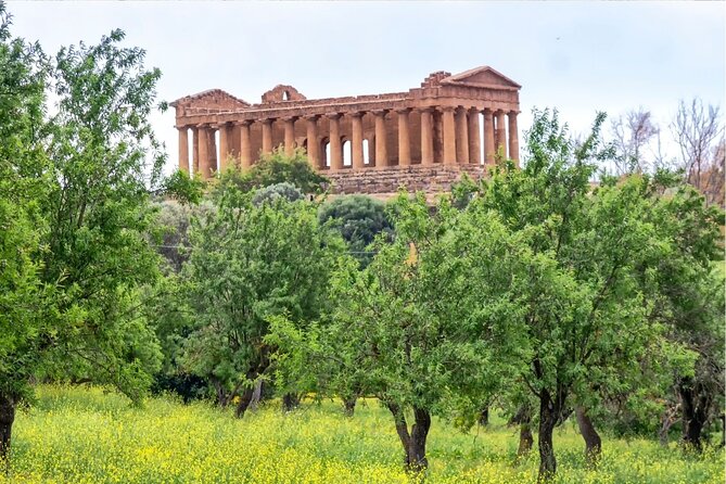 Agrigento to Siracusa with Valley of Temples and Roman Villa Trip - Villa Romana del Casale and its remarkable mosaics