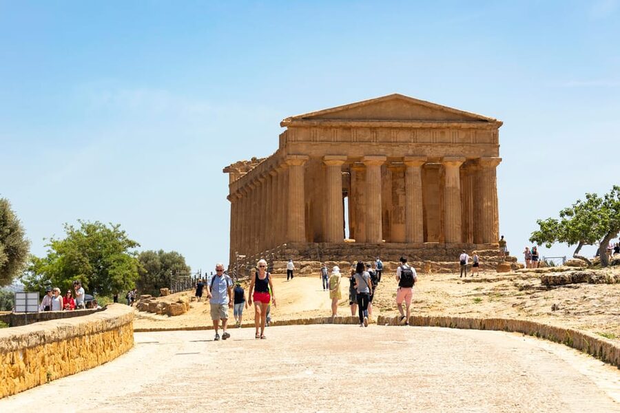 Agrigento: Valley of the Temples Private Archeological Tour - Starting at the Temple of Hera Lacinia