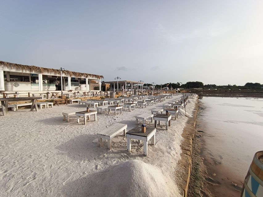 Aperitif in a old tub of salt in Marsala - What the old salt tubs tell you about Marsala