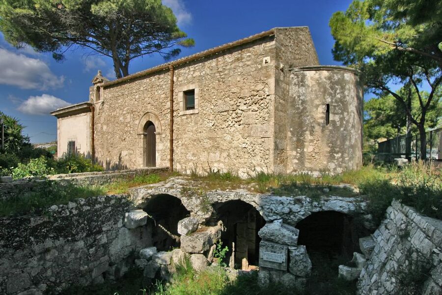 Archaeological Syracuse: Neapolis Park private tour - The Altar of Hieron II