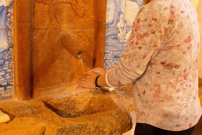 Basic Tour of the Soap Museum in Sciacca - What the private format changes