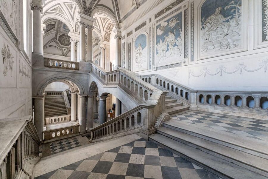 Benedictine Monastery of Catania - English Guided Tour - Entering the Monastery at Piazza Dante