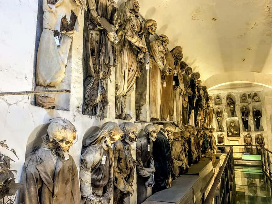 Beyond the veil: Catacombs and Cemeteries of Palermo - The cemetery stop and a detail to confirm