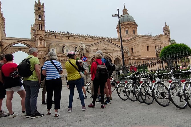 Bike tour of the historic center of Palermo with tasting - The waterfront from Palermo Marina to La Cala