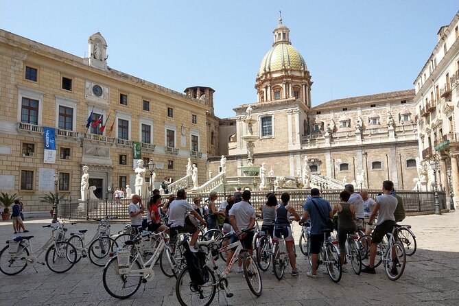 Bike tour of the historic center of Palermo with tasting - Ballarò, the Norman Palace, and the cathedral
