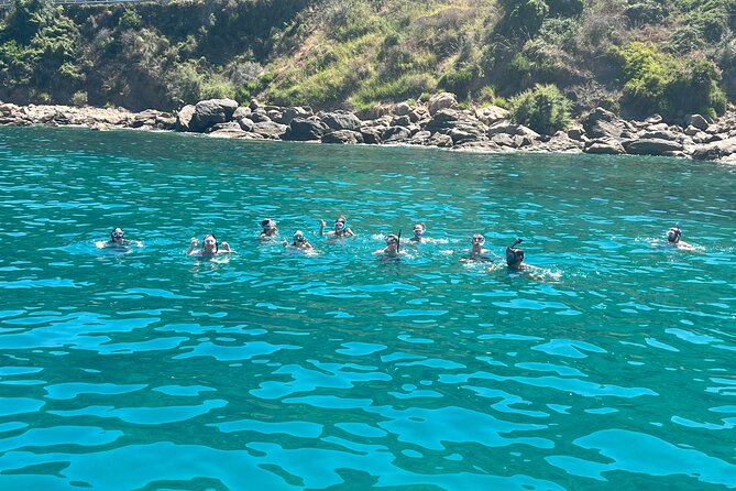 Boat excursion in Cefalù and snorkeling 3 hours fruit and drink - Seeing Cefalù from Porto Presidiana