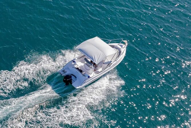 Boat rental Castellammare del Golfo, rent a boat. - Leaving Castellammare del Golfo for the Zingaro Reserve