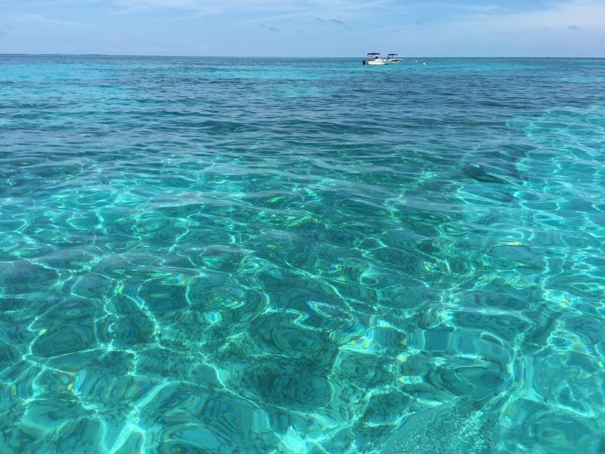 Boat tour from Avola to Portopalo with visit of Marzamemi - Vendicari Nature Reserve from the sea