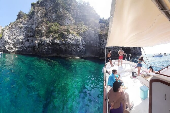 Boat tour Giardini Naxos Taormina Isola Bella Blue Grotto - Why see Taormina from Giardini Naxos?