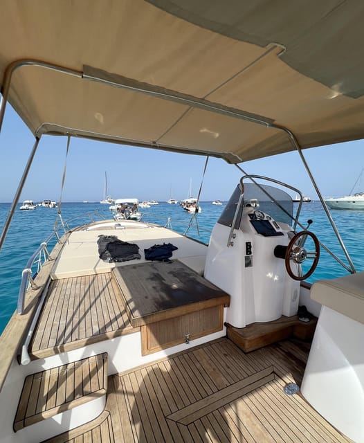 Boat Tour in Palermo: Aperitif in the Gulf of Mondello - Who should choose this Palermo cruise?