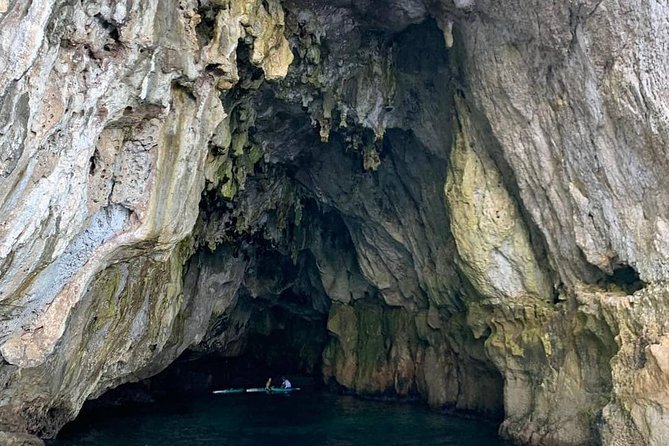 Boat tour of Ortigia, sea caves, Pillirina and snorkeling - Seeing Ortigia from the sea