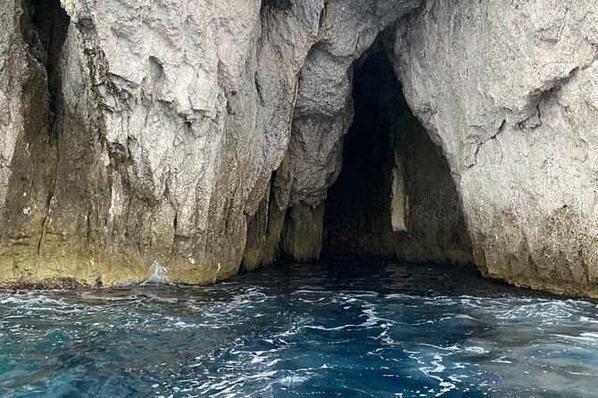 Boat tour Pillirina, sea caves Syracuse and Ortigia - Is $48.12 a fair price?
