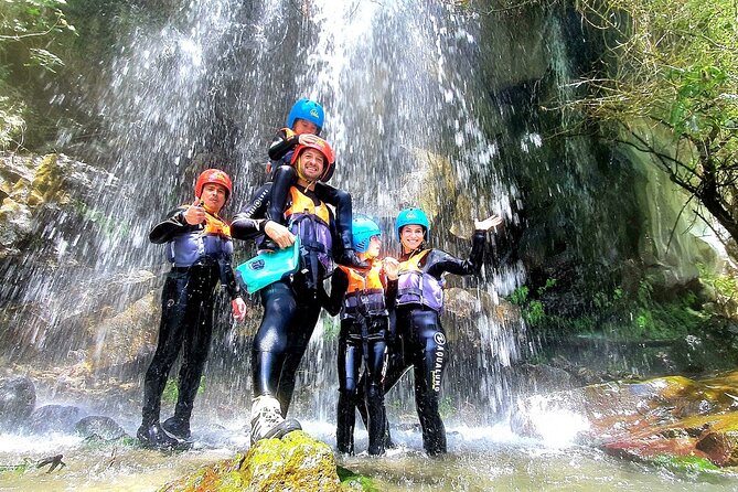 Body Rafting in the Alcantara Gorges - How the guides shape the experience