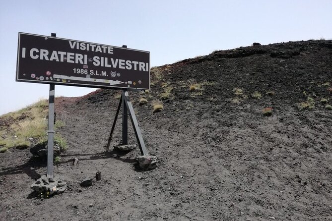 Bus Etna Experience of Italy - Choosing between walking, cable cars, and paid rides