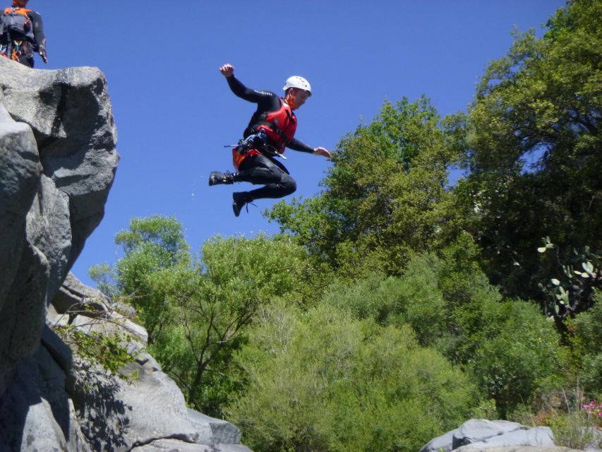 Canyoning and bodyrafting in the Alcantara River - Who should book this Alcantara experience