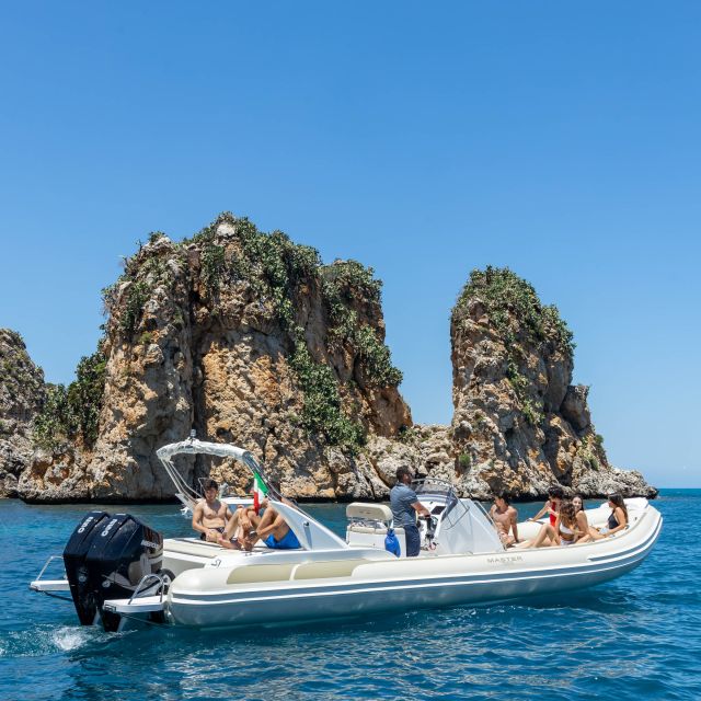 Castellammare del Golfo: Snorkeling Cruise Day Trip - Snorkeling beside the Faraglioni of Scopello