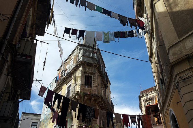 CATANIA 1943: Husky operation - The Roman amphitheater and its wartime role