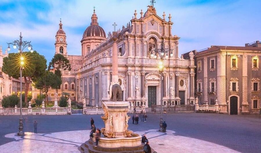 Catania: City Highlights Tour with Guide - Piazza dell’Università gives the walk a clear finish