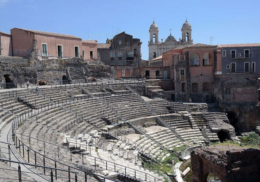Catania: City Highlights Walking Tour - What $14 gets you