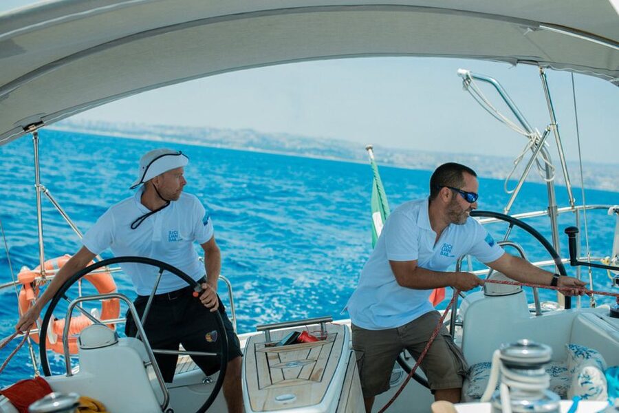 Catania: Coastline Sailing Trip 6hr with Aperitif and Lunch - Key points at a glance
