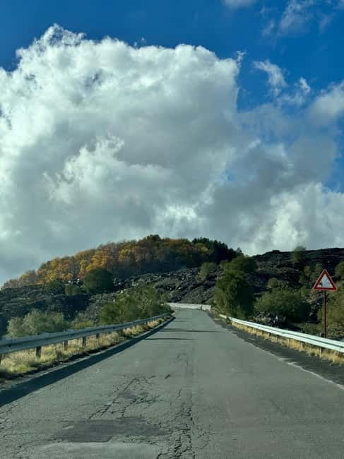 Catania: Etna 3000m and Alcantara Gorges Trek with Pickup - Group size, guides, and the human side of the day