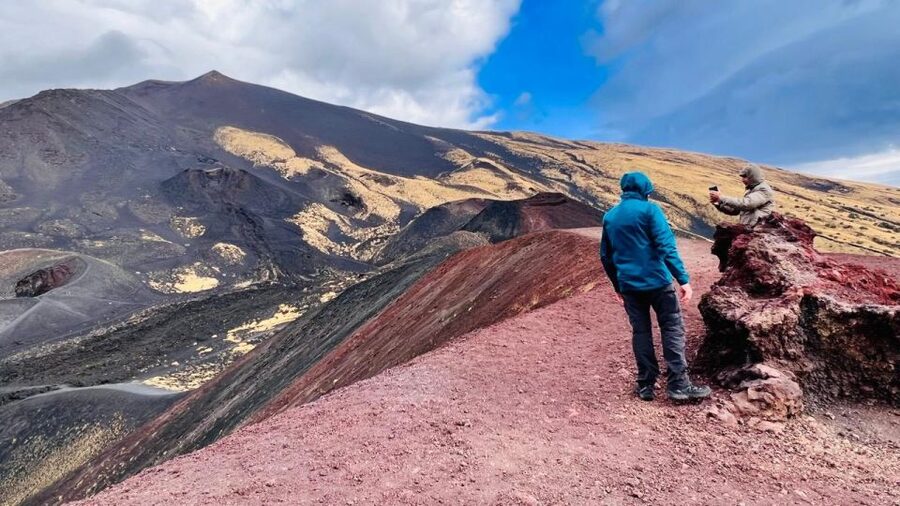 Catania: Etna Morning Excursion with Tasting and Pickup - Walking the Silvestri Craters at 2,000 meters