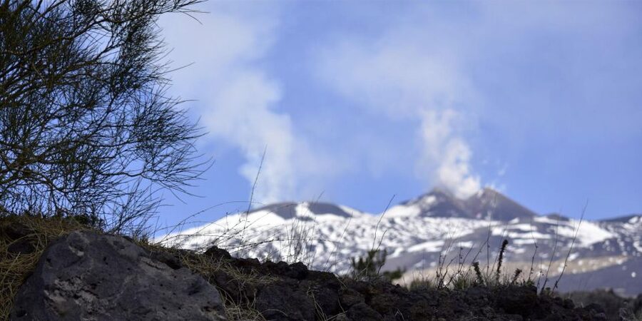 Catania: Etna Nature Tour with Hiking, Cave Visit, & Tasting - Reaching the Sapienza Refuge at 1,986 meters