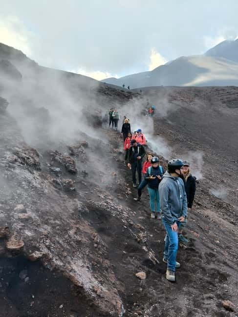 Catania, Etna trekking with guide and cable car at 3000 meters + transfer available - The vast Valle del Bove