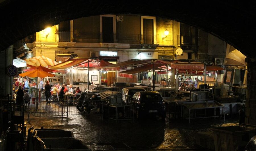 Catania: Guided Street Food Tour with Tastings - Entering the fish market for fried seafood