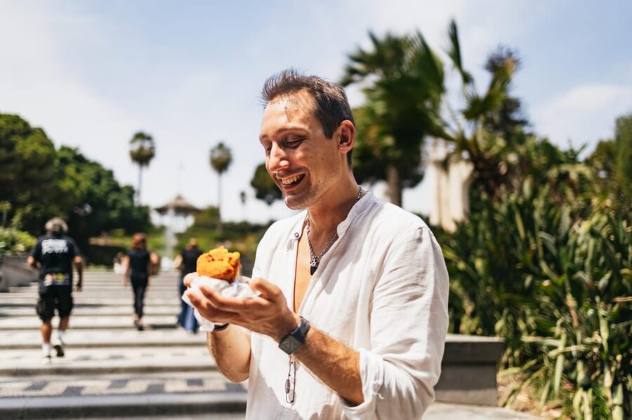 Catania: Guided Street Food Walking Tour - Via Etnea and the market near Piazza Stesicoro