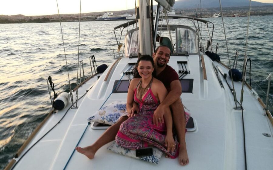 Catania: Guided Sunset Sailing Trip with Aperitif & Prosecco - What to bring for a comfortable evening