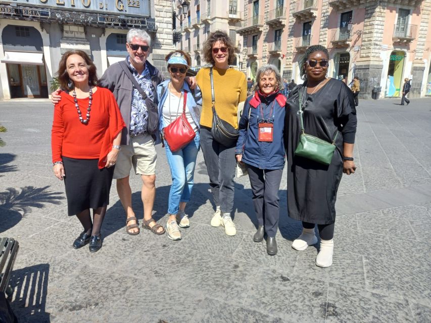 Catania: Heart of the City Guided Walking Tour - Finding the guide beside Piazza Duomo