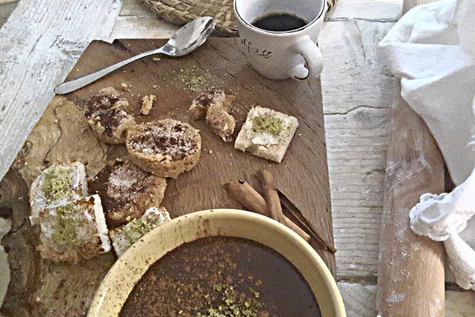 Catania Home Cooking: Pistachio Ravioli, Sicilian Pasta & Wine - The home setting: warmth with a few practical questions