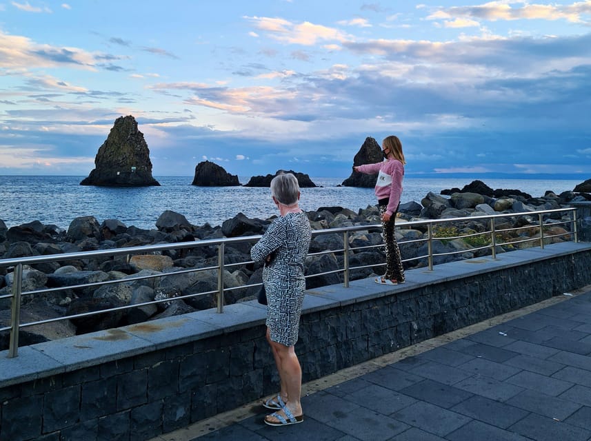 Catania: Hop-On, Hop-Off Bus to Acicastello and Acitrezza - Acicastello and its Norman castle